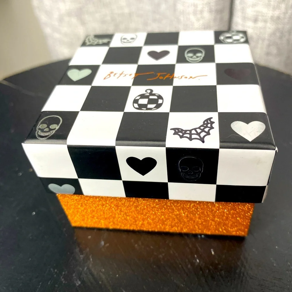 Betsy Johnson Black Cat Iridescent Rhinestone Drop Earrings, NWT,🌛 - Picture 3 of 11